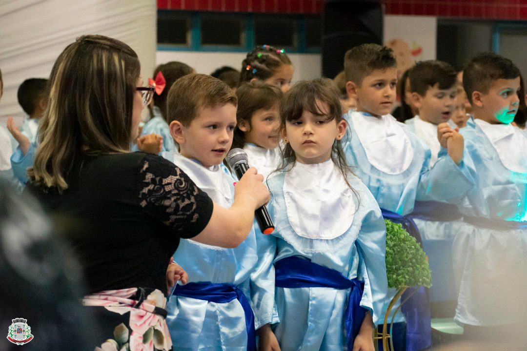 Foto - Formaturas CMEIs e Escolas Municipais