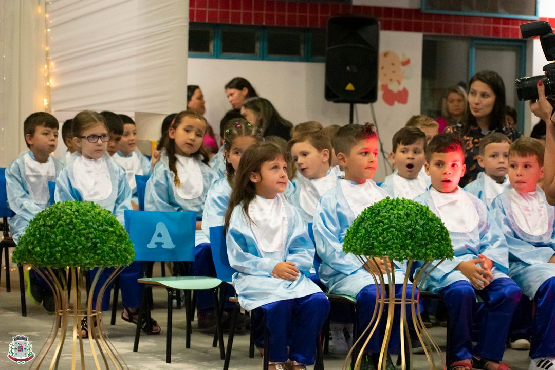 Foto - Formaturas CMEIs e Escolas Municipais