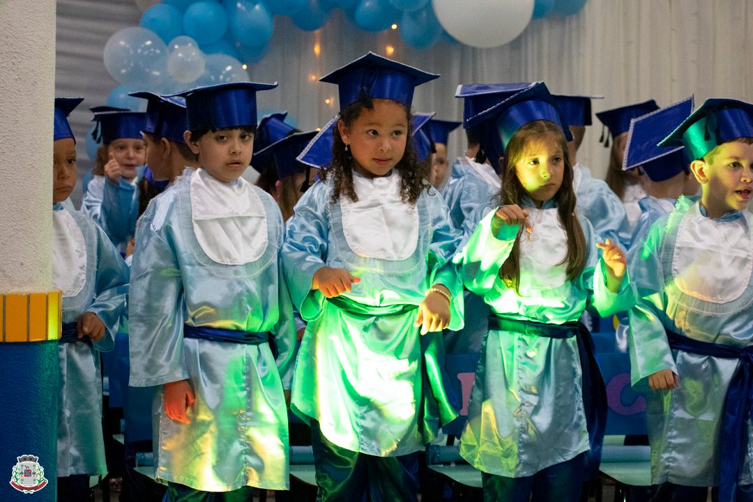 Foto - Formaturas CMEIs e Escolas Municipais