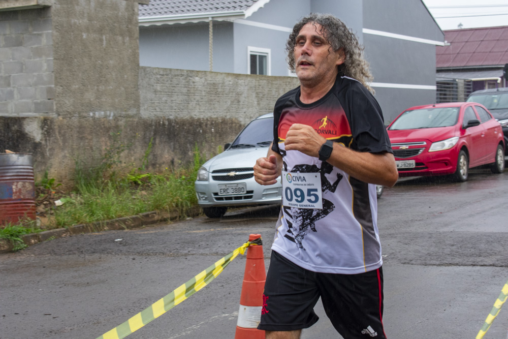 Foto - 3ª General 5K ocorreu neste domingo e reuniu atletas da região