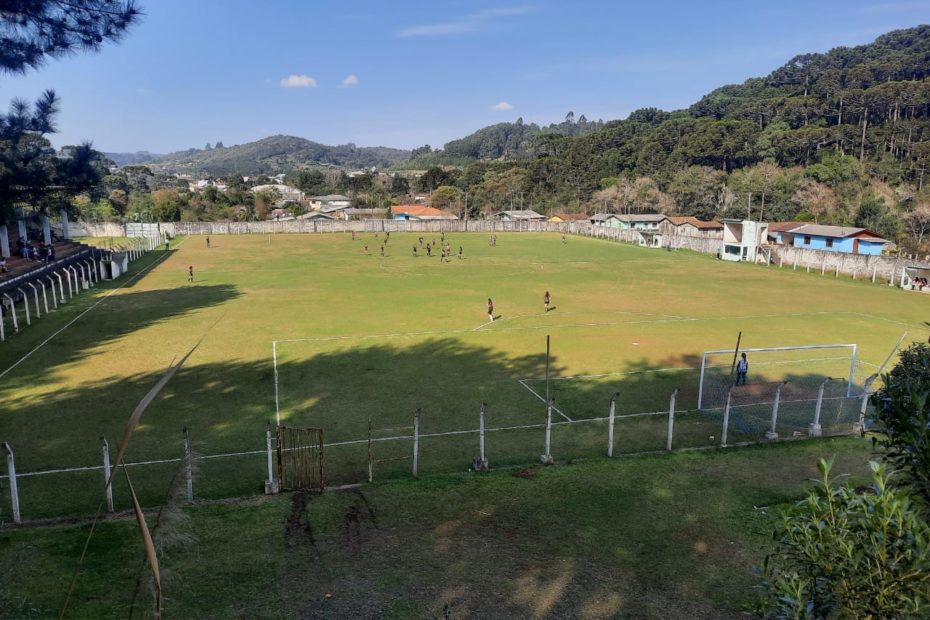 Fase Municipal do Pia Bom de Bola seleciona atletas que participarão da Fase Regional dos jogos.