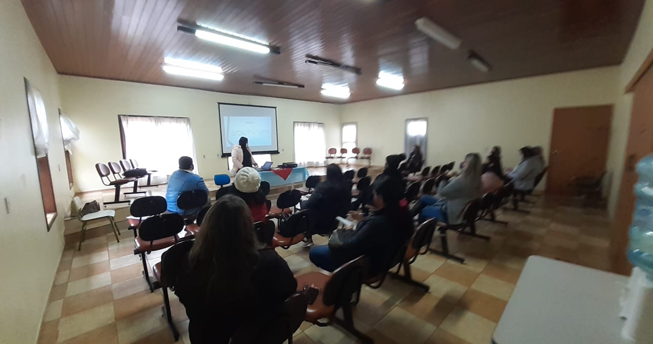 Reunião dos profissionais da Educação