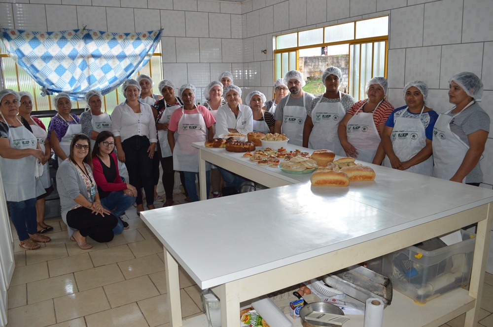 Secretaria de Assistência Social em Parceria com a ACIAG e SENAR realiza curso de Panificação