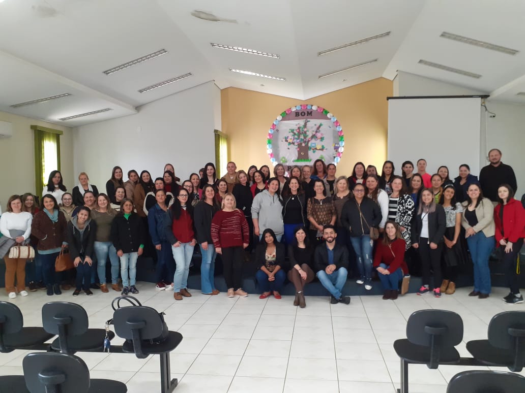 SECRETARIA MUNICIPAL DE EDUCAÇÃO E CULTURA REALIZA FORMAÇÃO CONTINUADA PARA PROFISSIONAIS DA EDUCAÇÃO