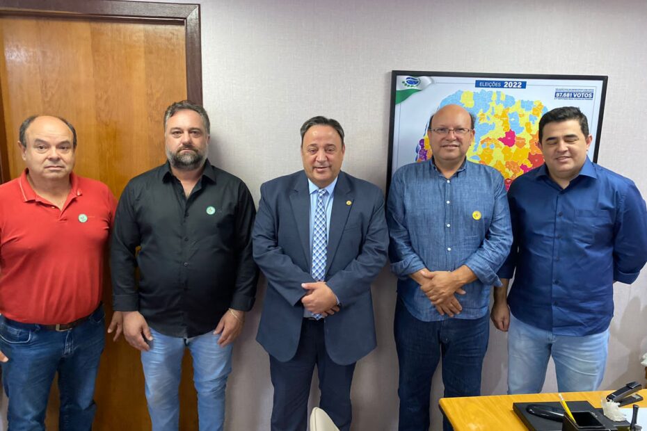 Prefeitura de General Carneiro efetiva aporte financeiro para construir Ginásio no São João e revitalizar Avenida Castelo Branco.