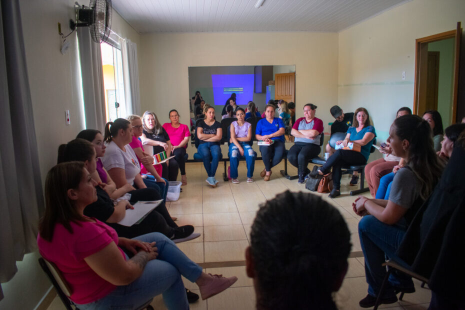 Troca de Experiência entre professores e APAE mostra resultados na Educação Especial