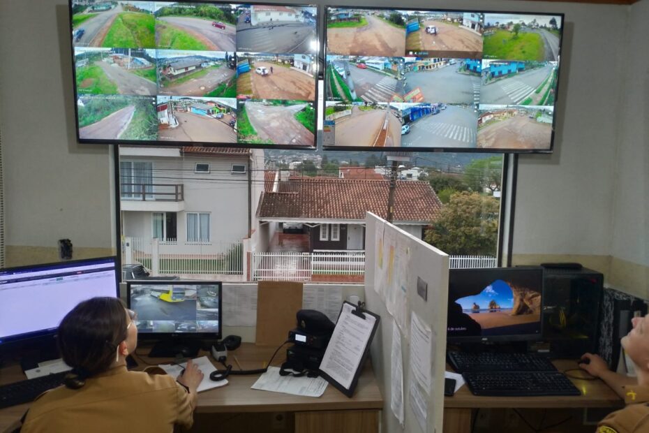 General mais segura: General Carneiro agora possui monitoramento com câmeras. Imagens são fornecidas em tempo real para a Polícia Militar.