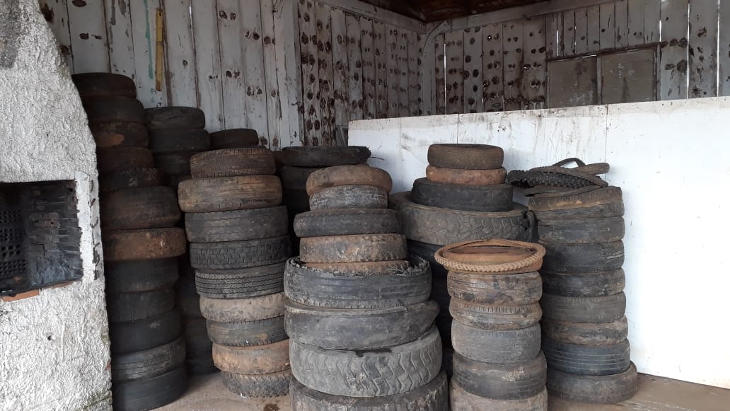 Prefeitura de General Carneiro realiza coleta de pneus usados