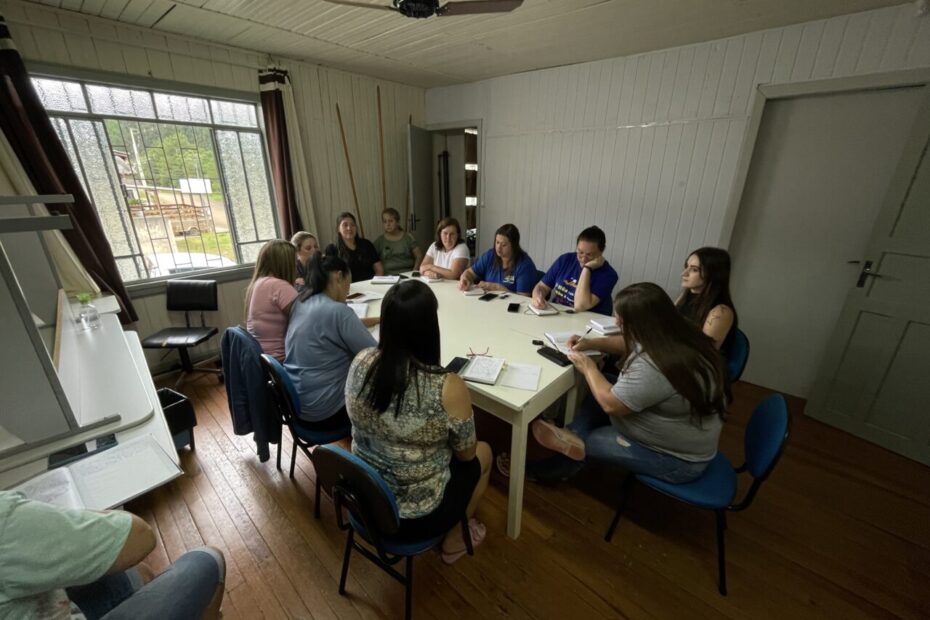 Pela primeira vez, Secretaria de Educação possuirá Assistente Social para atendimento na pasta