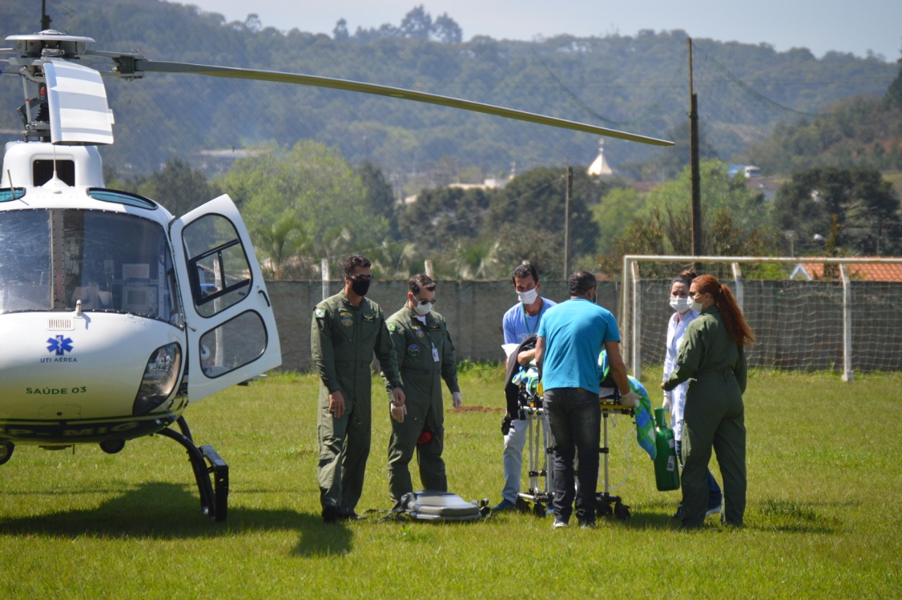 Helicóptero do SAMU transfere paciente para Ponta Grossa