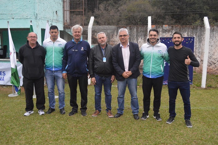 Cerimônia de abertura marca segundo dia do Bom de Bola em General Carneiro