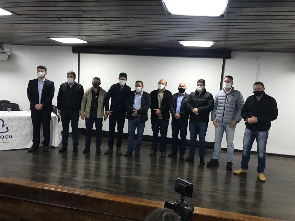 Prefeito de General Carneiro participa da apresentação do Programa Paraná Produtivo