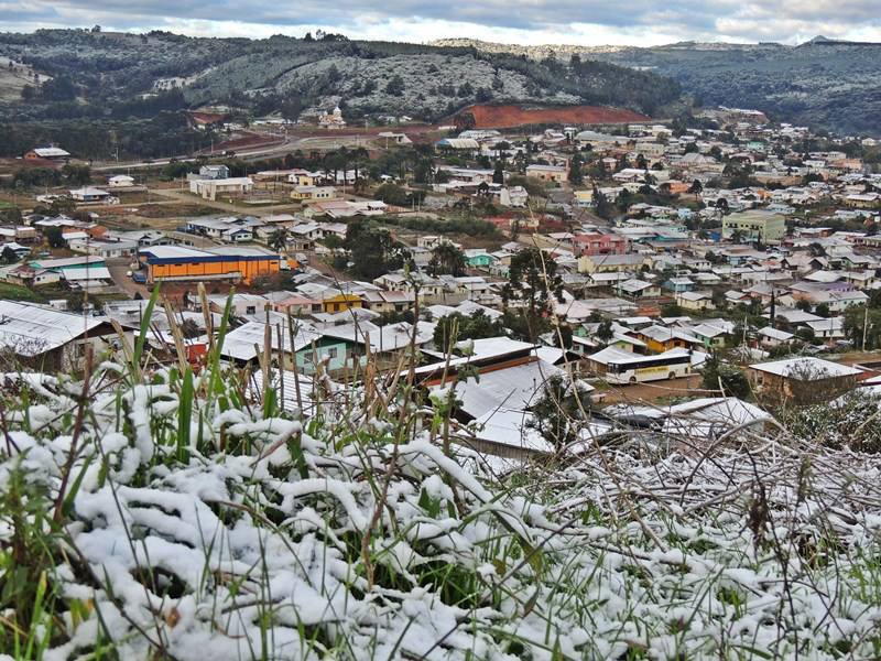 Frio intenso em General Carneiro e previsão de geada para a terça-feira (22)