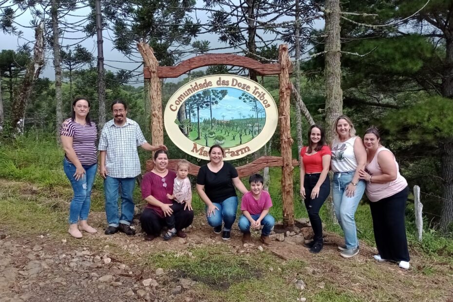 Secretaria de Educação e Cultura de General Carneiro realiza visita cultural na comunidade 12 tribos.