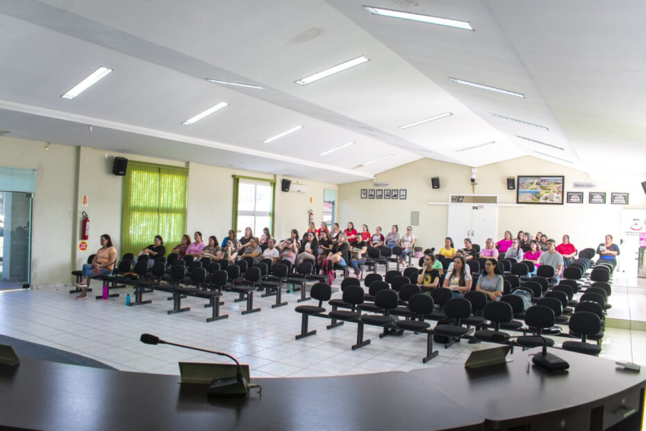 Secretaria de Educação de General Carneiro inicia formação Educa Juntos Matemática para professores da rede municipal.