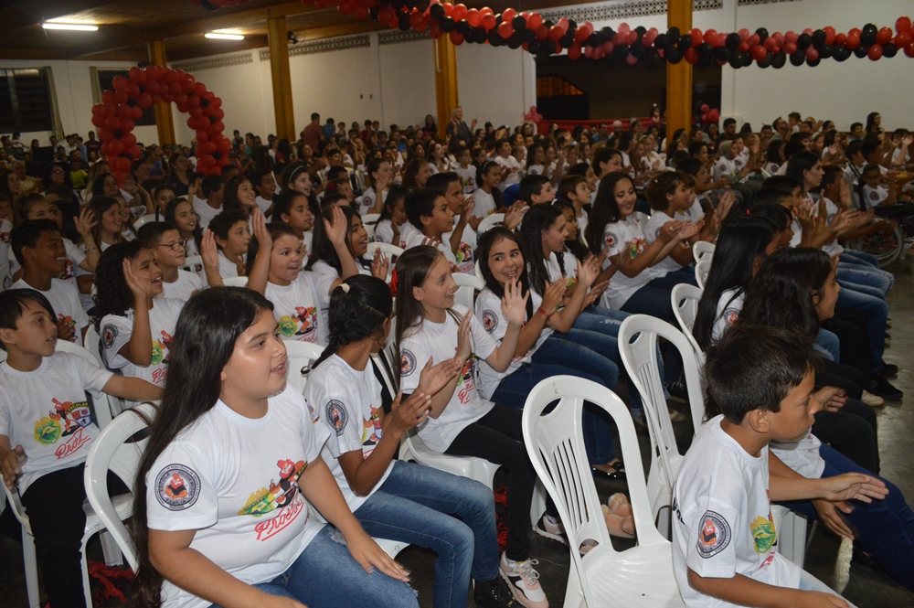 Formatura do Proerd reúne alunos da rede Municipal de Ensino em General Carneiro