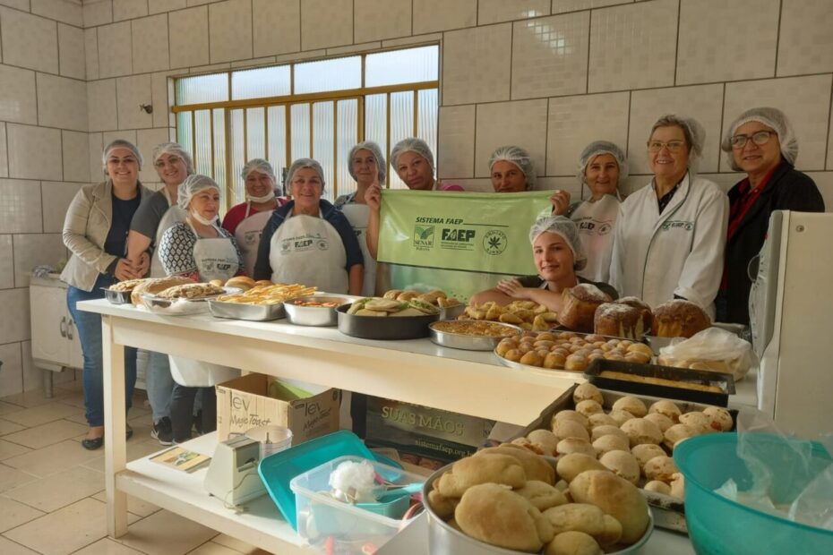 Curso de Panificação forma 09 mulheres para atuarem dentro do ramo de alimentos.