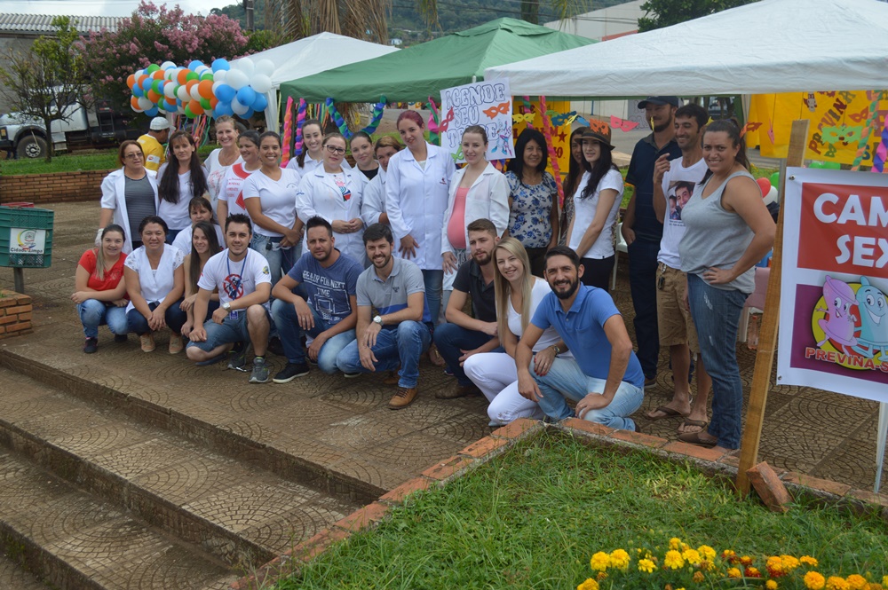 Secretaria de Saúde realiza ação de prevenção às DSTs no centro