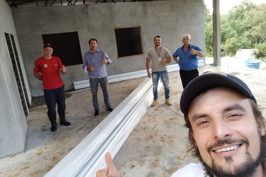 General Carneiro nos rótulos da região: Secretaria de Agricultura assessora construção de Casa do Mel.