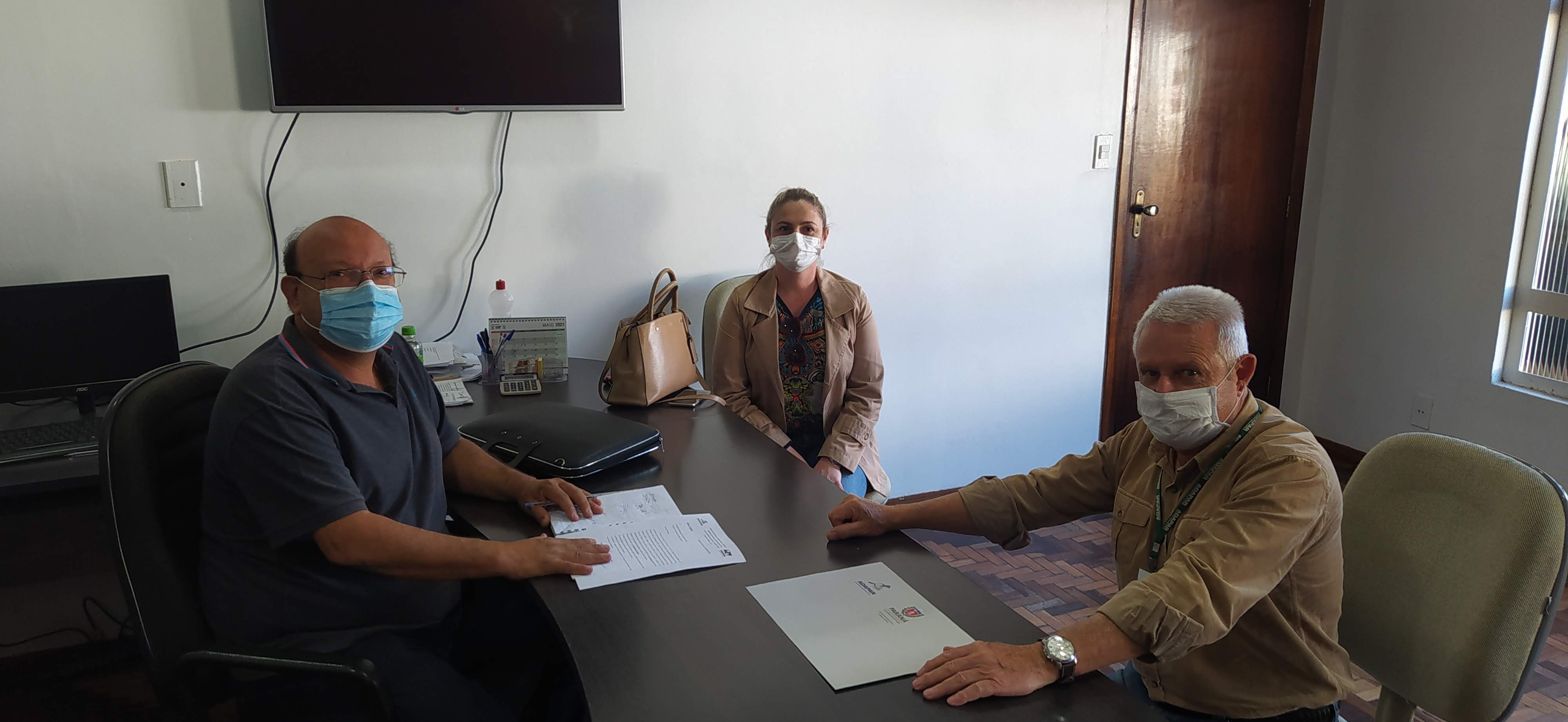 Prefeito Joel recebe Representantes da ADAPAR