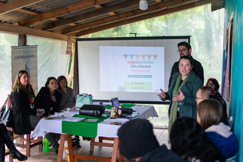 General Carneiro recepciona reunião mensal para discutir turismo da região Sul do Paraná.