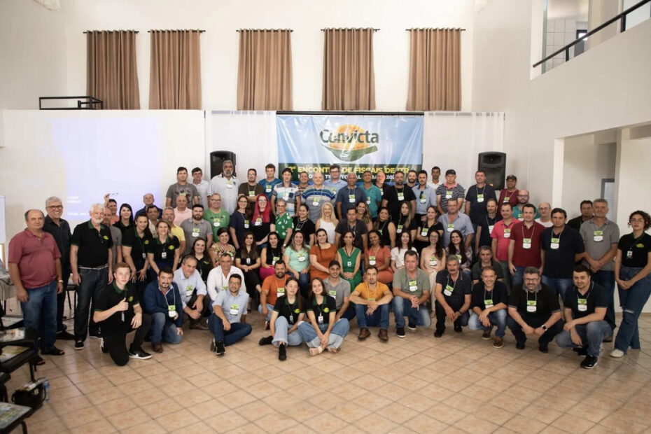 Representantes da Prefeitura de General Carneiro participam de treinamento sobre Imposto Territorial Rural.